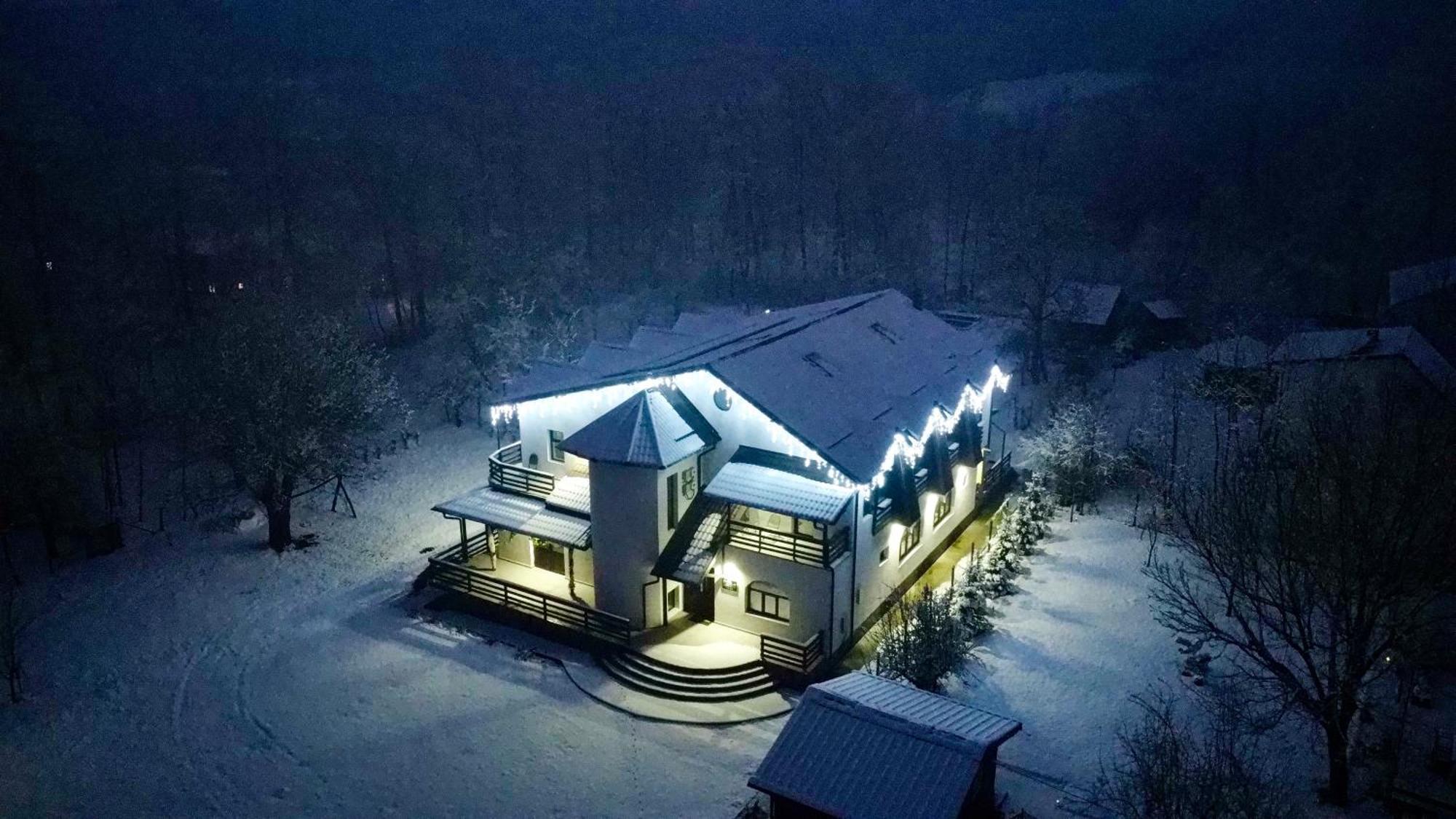 Din Natura Varbilau Kültér fotó